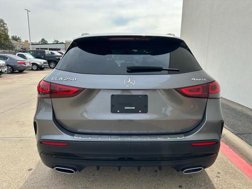 2021 Mercedes-Benz GLA 250 Base 4MATIC