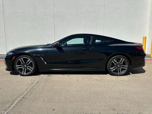 Black Sapphire Metallic 2022 BMW 840 i