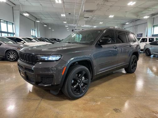 2023 Jeep Grand Cherokee L Laredo