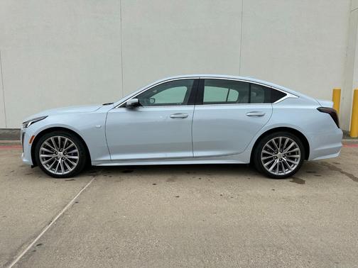 Diamond Sky Metallic 2022 Cadillac CT5 Premium Luxury RWD