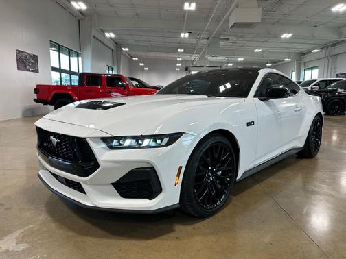 Oxford White 2024 Ford Mustang GT Premium