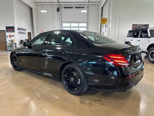 2018 Mercedes-Benz E-Class E 300 AMG Line