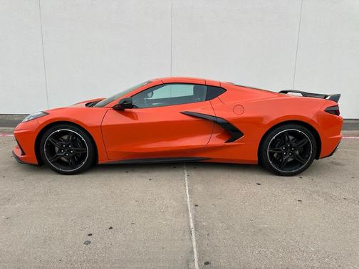 2020 Chevrolet Corvette Stingray w/2LT