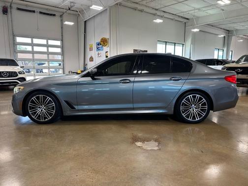 Bluestone Metallic 2018 BMW 530 i