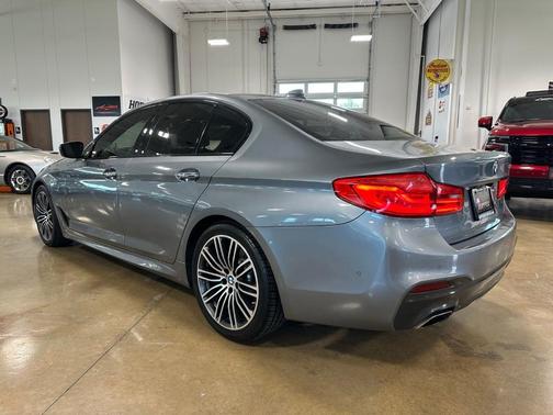 Bluestone Metallic 2018 BMW 530 i