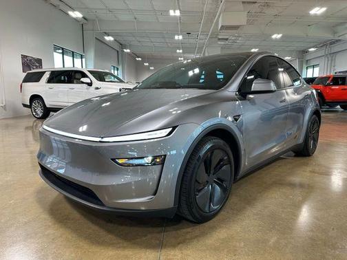 Quicksilver 2026 Tesla Model Y Long Range