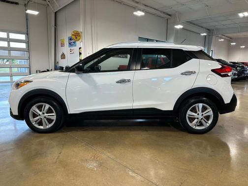 2018 Nissan Kicks S