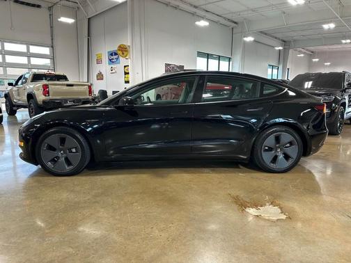 Black 2022 Tesla Model 3 Long Range