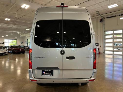 2024 Mercedes-Benz Sprinter 2500 144 WB Standard Roof Passenger
