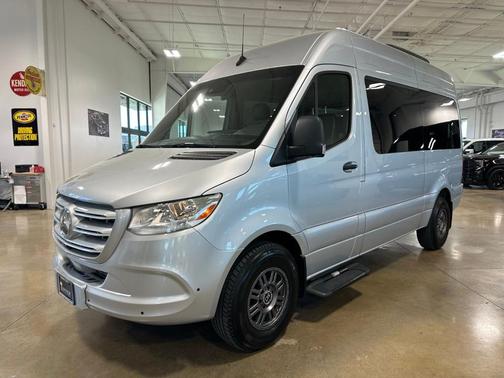 2024 Mercedes-Benz Sprinter 2500 144 WB Standard Roof Passenger