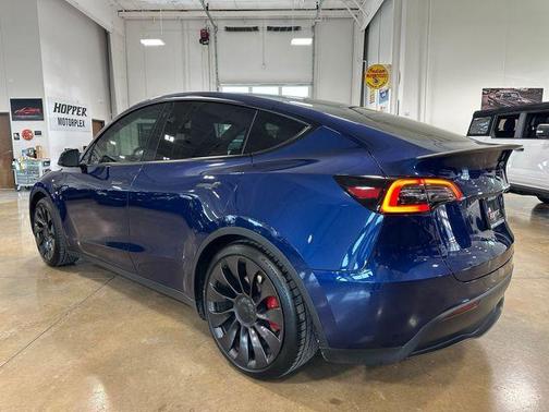 2023 Tesla Model Y Performance