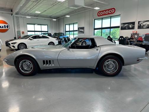 1968 Chevrolet Corvette Sting Ray
