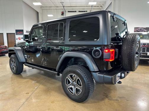 Black Clearcoat 2018 Jeep Wrangler Unlimited Sport