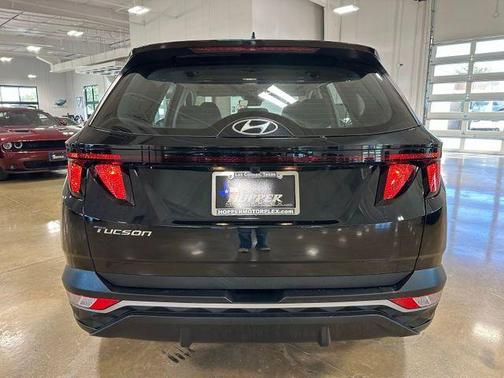 2024 Hyundai TUCSON SE