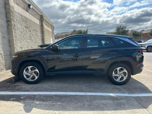 2024 Hyundai TUCSON SE