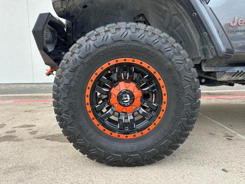 2021 Jeep Gladiator Mojave