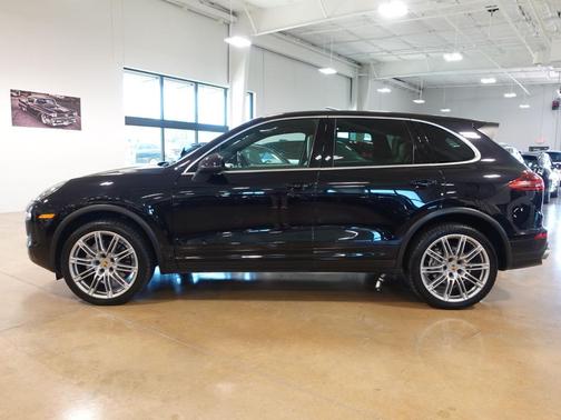 2017 Porsche Cayenne S