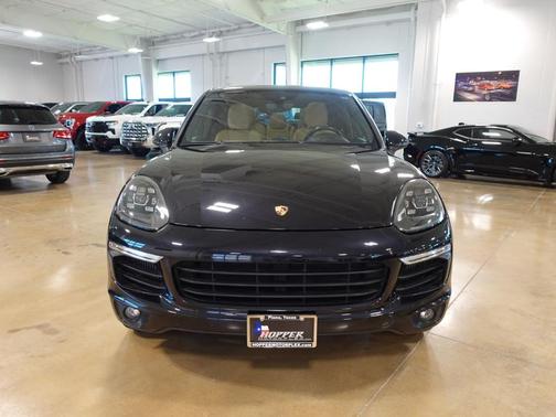 2017 Porsche Cayenne S