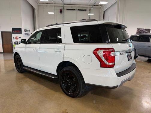 White Metallic 2021 Ford Expedition XLT