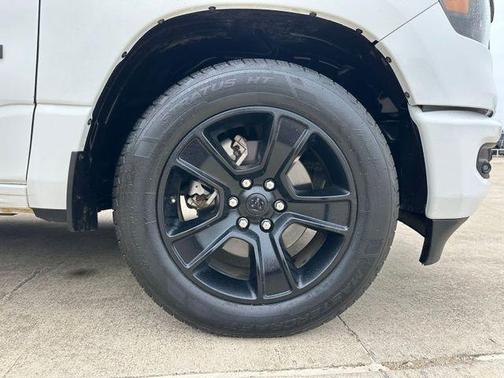 Bright White Clearcoat 2021 RAM 1500 Big Horn