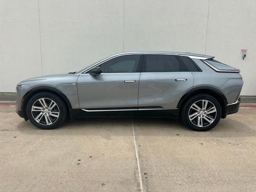 Silver Metallic 2024 Cadillac LYRIQ Tech