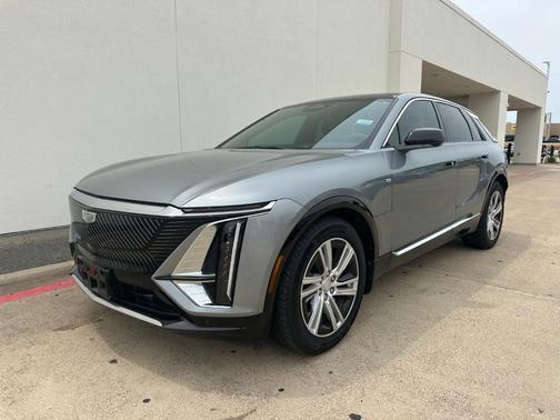 Silver Metallic 2024 Cadillac LYRIQ Tech
