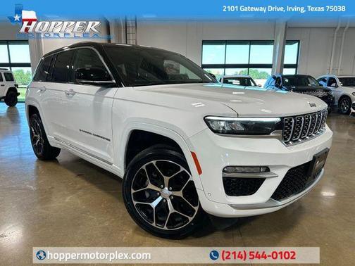 2022 Jeep Grand Cherokee Summit