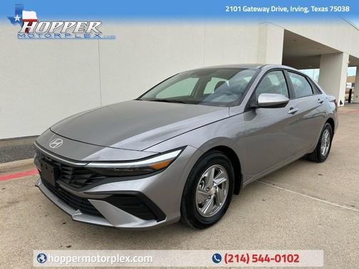 2025 Hyundai ELANTRA SE