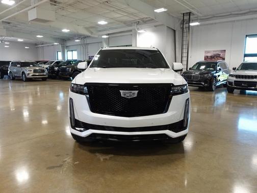 2024 Cadillac Escalade ESV Sport Platinum