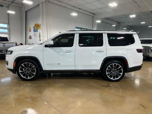 2022 Jeep Wagoneer Series III