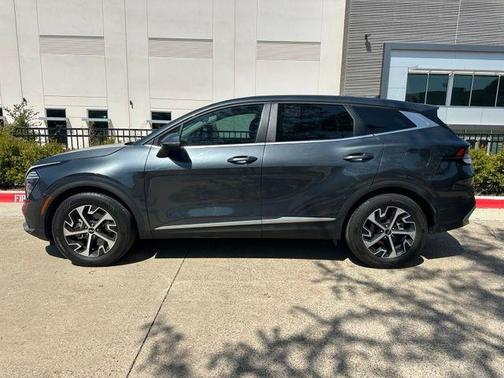 Gravity Gray 2024 Kia Sportage EX