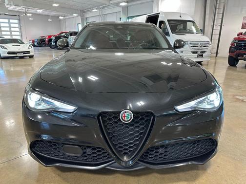 2019 Alfa Romeo Giulia Ti