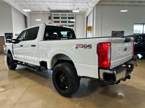 2024 Ford F-250 XLT