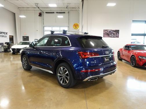 2023 Audi Q5 45 S line quattro Premium