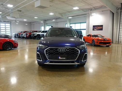 2023 Audi Q5 45 S line quattro Premium