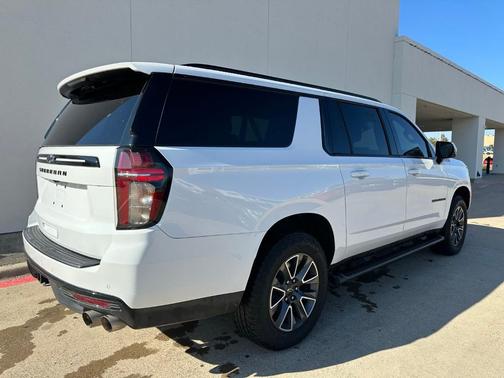 2024 Chevrolet Suburban Z71