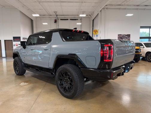 Meteorite Metallic 2025 GMC HUMMER EV Pickup 2X