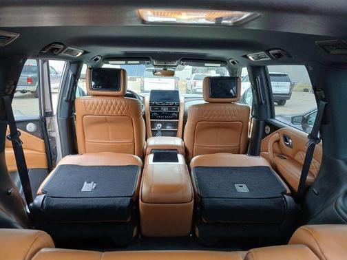 2022 INFINITI QX80 SENSORY