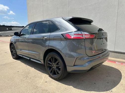 Gray Metallic 2024 Ford Edge ST Line