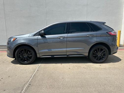 Gray Metallic 2024 Ford Edge ST Line