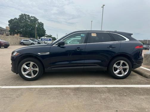 Portofino Blue 2020 Jaguar F-PACE 25t Premium