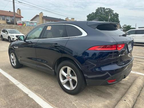Portofino Blue 2020 Jaguar F-PACE 25t Premium