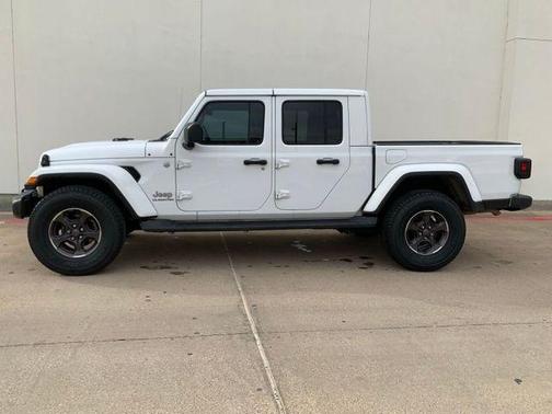 2022 Jeep Gladiator Overland