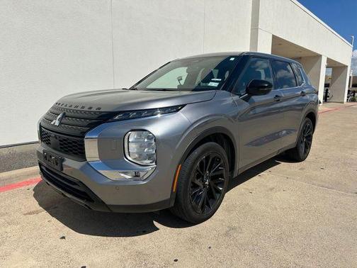 Gray 2023 Mitsubishi Outlander