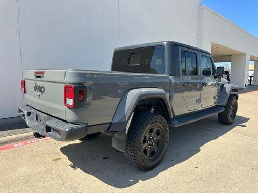 2021 Jeep Gladiator Sport