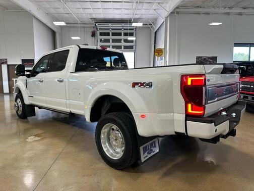 2022 Ford F-450 Limited DRW