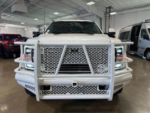 2022 Ford F-450 LIMITED