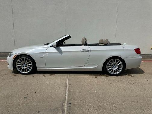 White Metallic 2013 BMW 328 i