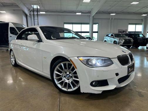 White Metallic 2013 BMW 328 i