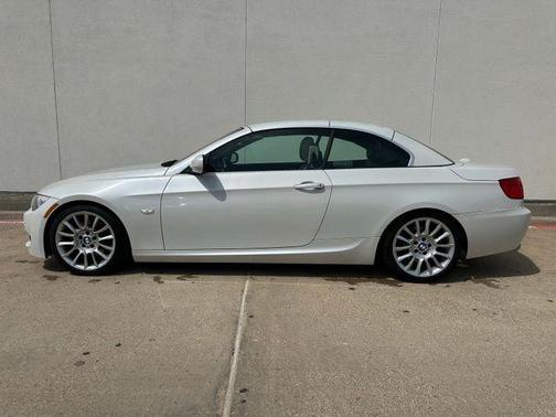 White Metallic 2013 BMW 328 i